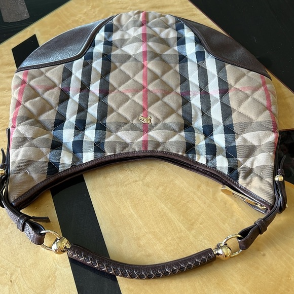 Burberry Quilted Nova Check Shoulder Tote Bag ON SALE NOW - Picture 5 of 12